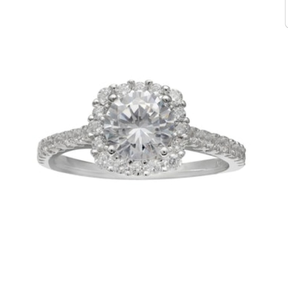 Swarovski Crystal Ring - Picture 5 of 9